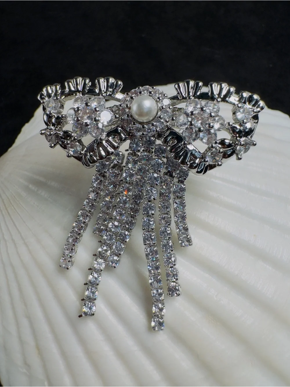 Silver-Tone Crystal & Pearl Fringe Ring - Sparkling White